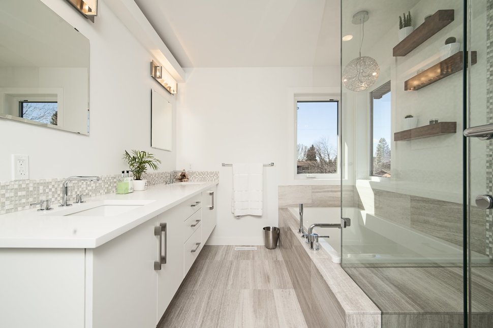 Voici les meilleures peintures pour peindre votre salle de bain !